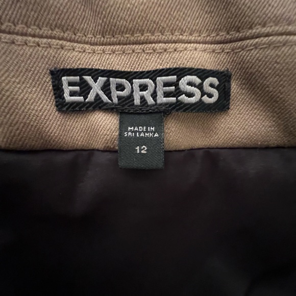 Tan Express Blazer goes great with jeans or black dress pants - Picture 6 of 6